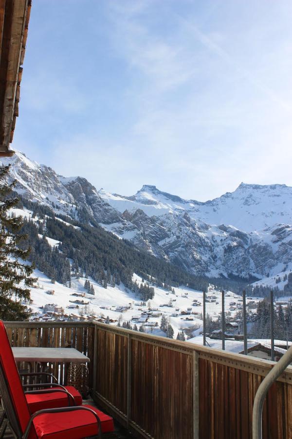 Sonnige, grosszügige Einzimmerwohnung im Zentrum Adelboden Exterior foto